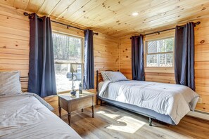 Internet, bed sheets - Newfound Lake Getaway: Cabin w/ Deck, Fire Pit (Bristol)