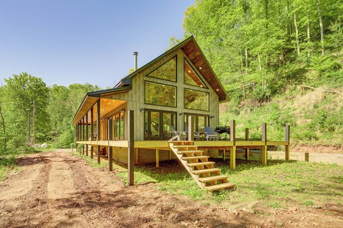 An Appalachian Hideaway w/ Hiking Trails & Deck!