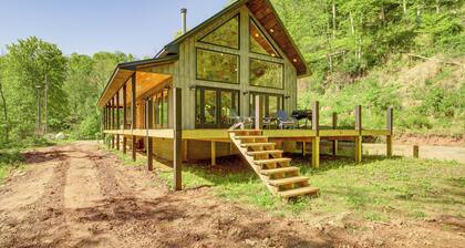 An Appalachian Hideaway w/ Hiking Trails & Deck!