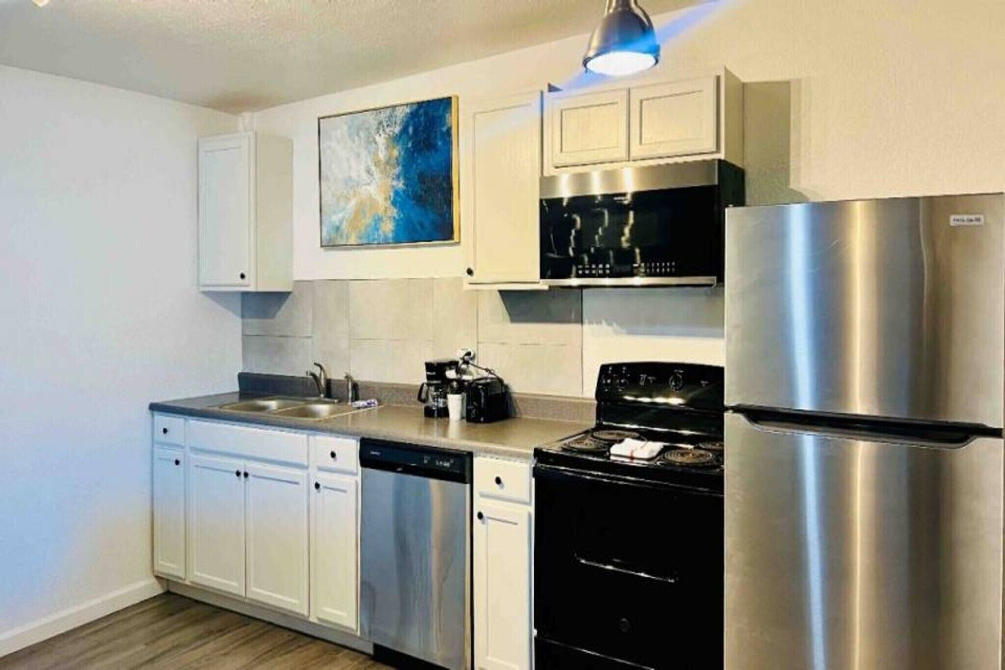 Fridge, microwave, coffee/tea maker