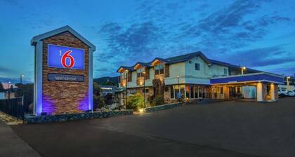 3 Queen Beds|Non-Smoking