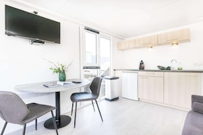 Dining Room - Harbor lodge for 4 people (Amsterdam)