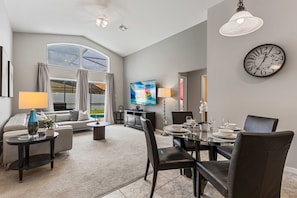 House (4 Bedrooms) | Property amenity - 2541 Dharma Circle (Kissimmee)