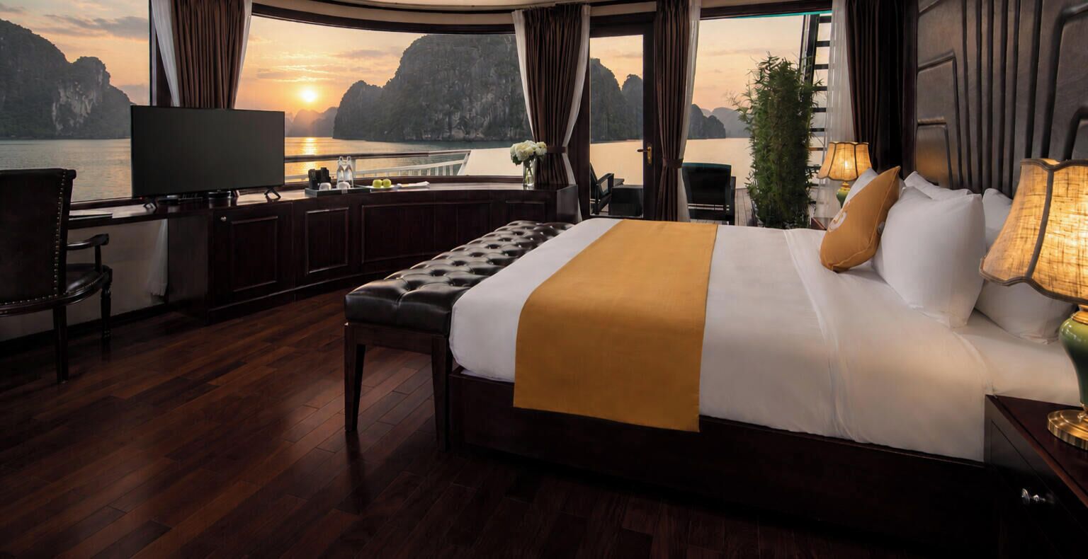 Luxury Double Room, Bay View | In-room safe, blackout drapes, iron/ironing board, free WiFi