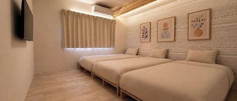 Free WiFi, bed sheets