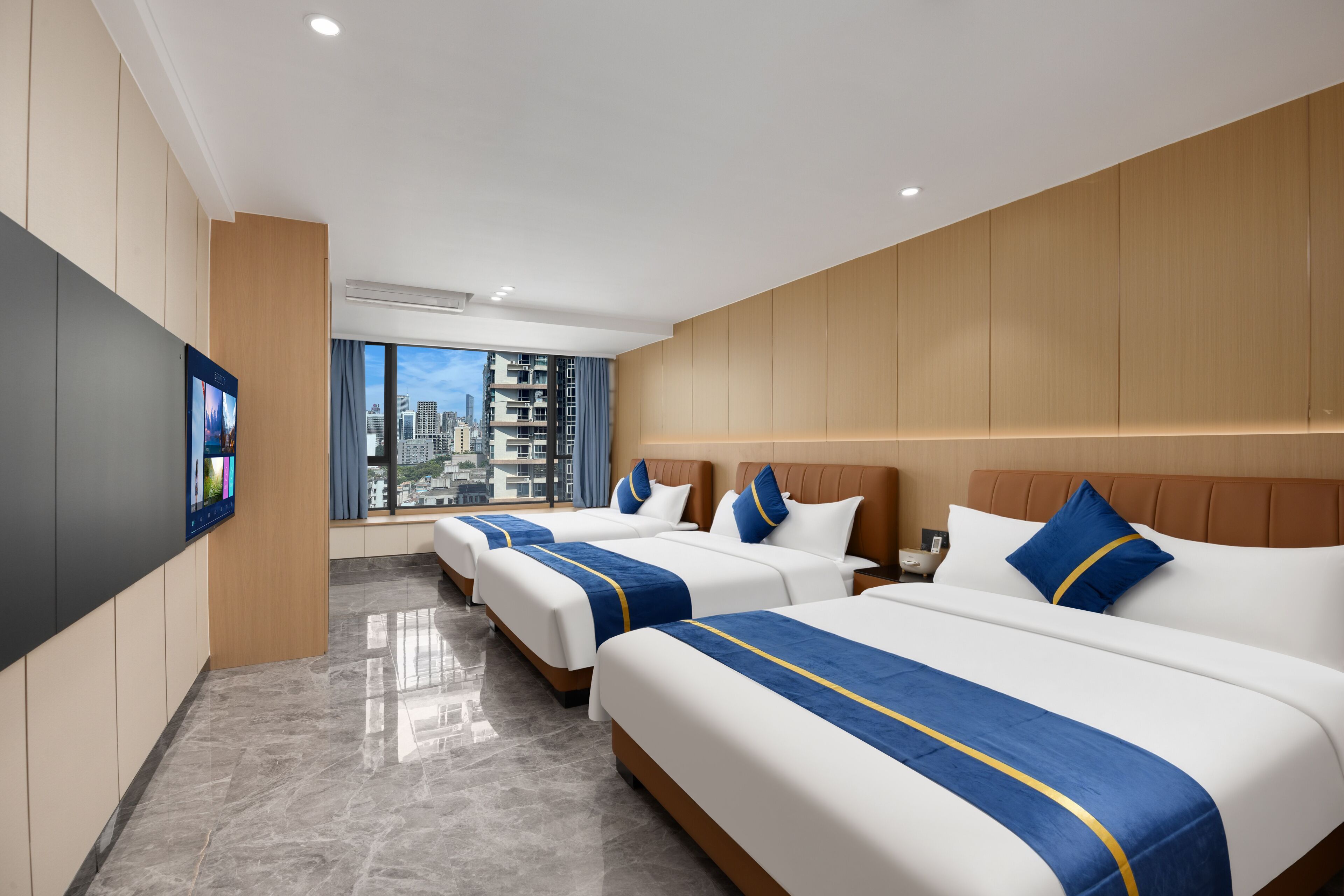 Superior Triple Room, Multiple Beds, City View | In-room safe, desk, blackout drapes, soundproofing