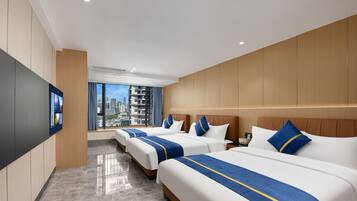 Superior Triple Room, Multiple Beds, City View | In-room safe, desk, blackout drapes, soundproofing