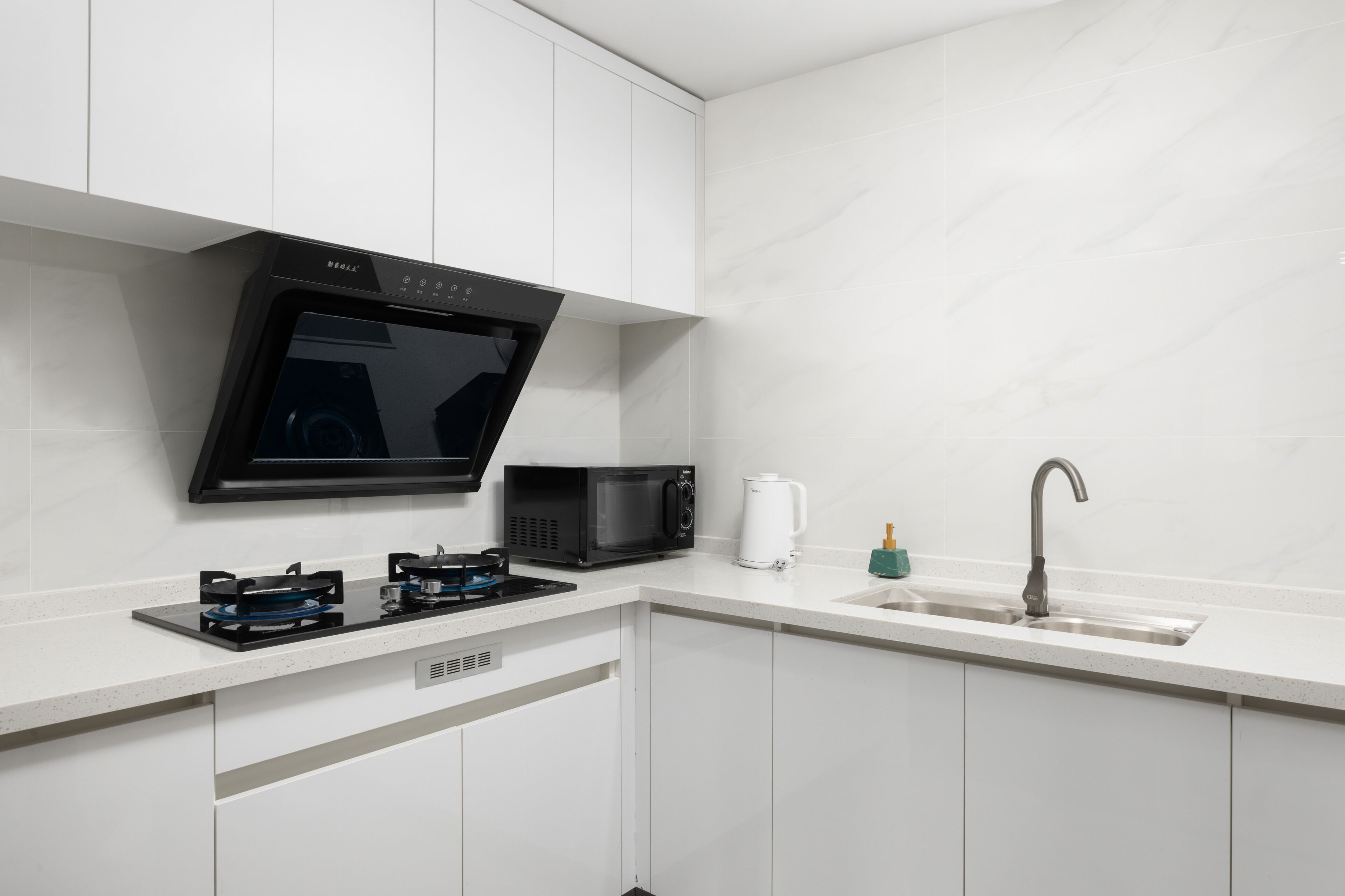 Premier Suite, 3 Bedrooms, City View | Private kitchenette | Fridge, microwave, stovetop, electric kettle