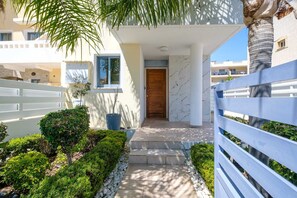 Exterior - Helia Holiday Home by Nomads (Paphos)