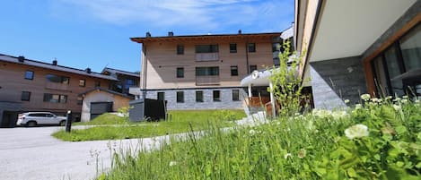 Esterni