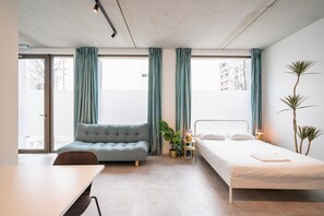 Room - Cozy Antwerp City Apartment for 5 (Antwerp)