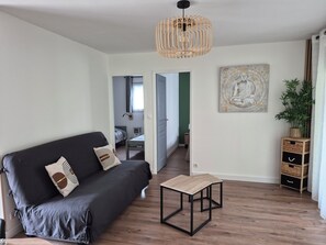 Living area - Gîte La Boiseline, for a relaxing stay in a peaceful setting. (Labastide-de-Virac)