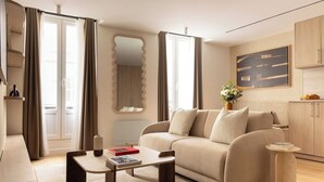 Smart TV, offices - Elegant Apartment a/c - 1BR /4P - Champs de Mars (Paris)