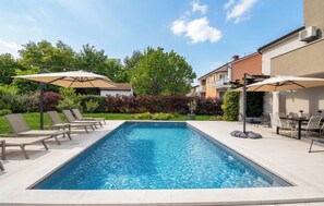 Pool - Vrbo Property (Fiorini)