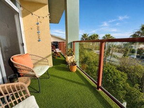 Property grounds - BEST Ocean & Sunset views in Marina Del Rey - 12 mins from LAX & SoFi Stadium (Marina del Rey)