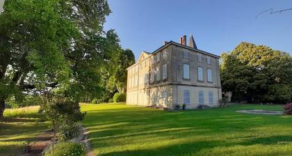 Château 'De Barral - Private Pool', Private Garden and Wi-Fi