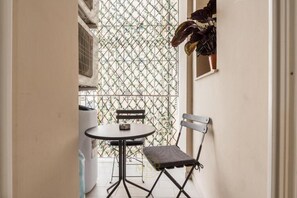 Deluxe-Doppelzimmer, Stadtblick | Speisen