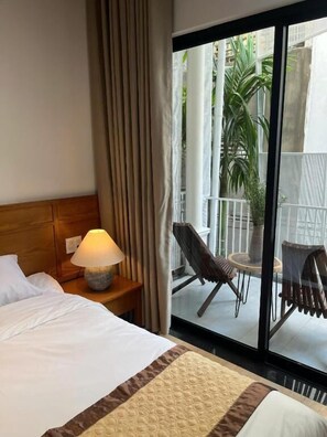 Blackout curtains, iron/ironing board - Madam Thu House (Hue)