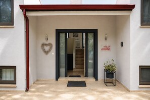 Property entrance - Villa Emilie (Kaş)