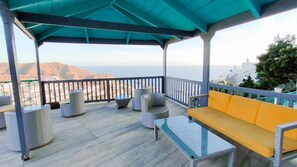 Property grounds - Vacation Apartment 'Paraíso Para Todos' with Sea View, Shared Pool and Wi-Fi (Mogán)