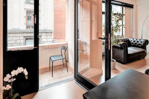Apartment | Balcony - 2-bedroom Apartment for 9 in Antwerp (Antwerp)