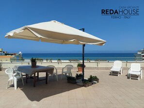 Outdoor dining - Vrbo Property (San Tommaso Tre Archi)