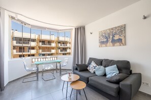 TV - Hotel Las Palmeras - Apartment (Fuengirola)