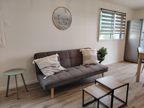 Living area - Spacieux logement 1 chambre et terrasse (Saint-Jean-de-Monts)