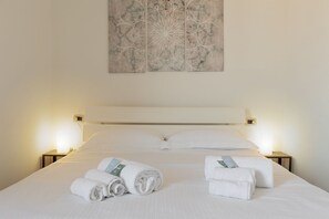 Desk, iron/ironing board - Scopri il comfort del nostro bilocale, situato nella tranquilla zona di Cisanello, a Pisa. L'appartamento, completamente nuovo, è ideale per coppie, famiglie o viaggiatori singoli in cerca di un soggiorno moderno e confortevole.L’appartamento è dotat (Pisa)