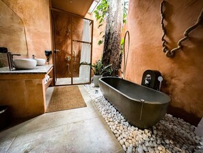 Suite, Balcony | Bathroom - Area 83 Adventure Resort (Bilwaradahalli)