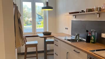 Kühlschrank, Ofen, Herdplatte, Geschirrspüler