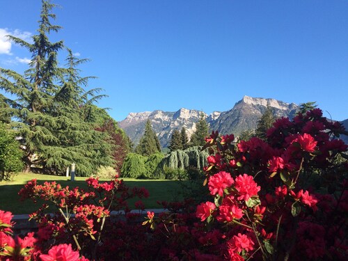 Apartment 'I Girasoli' with Mountain View and Wi-Fi