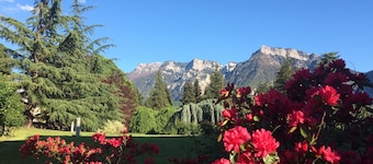 Appartement « I Girasoli » avec vue sur la montagne et Wi-Fi