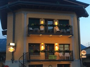 Exterior - Apartment 'You An Me' with Mountain View, Balcony and Wi-Fi (Levico Terme)