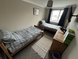 4 chambres, Wi-Fi gratuit, draps fournis