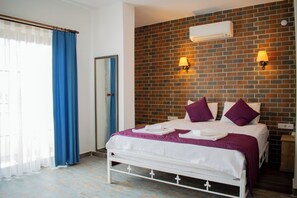 Double Room, Pool View | Desk, free WiFi - Alatrio Hotel Alaçatı (Cesme)