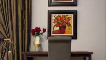 Comfort Double Room, Patio, Garden View | Interior