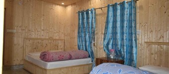 Devdaar Cottage Gangotri