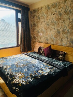 Standard Room | Free WiFi