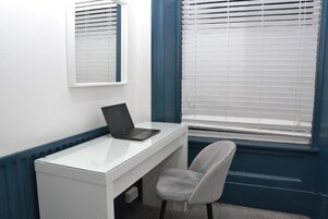 Standard Double Room, City View | Interior