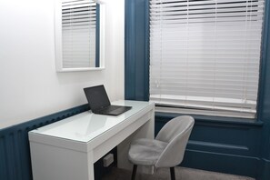 Habitación estándar doble, vistas a la ciudad | Wifi gratis