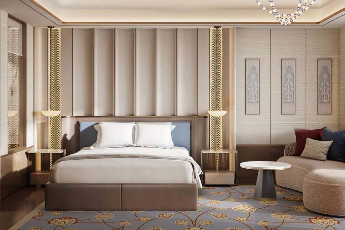 Habitación doble superior | Minibar, caja de seguridad en la habitación y escritorio