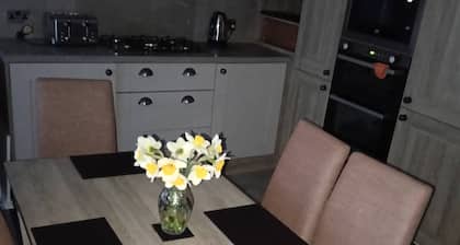 Holiday Park Home With Private Hot Tub