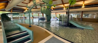 Holiday Park Home With Private Hot Tub
