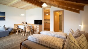 WiFi, bed sheets - Apartment 'Kirchbach' with Mountain View, Shared Pool and Wi-Fi (Plaus)