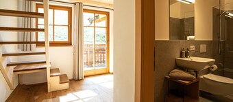 Apartment “Hochwart” with Mountain View, Shared Pool and Wi-Fi