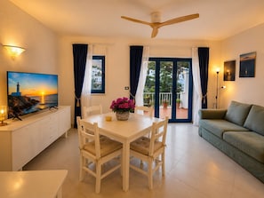Living area - Maison Azur Capri- Exclusive apartment in the heart of Capri (Capri)