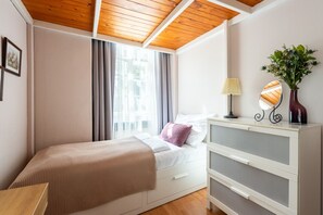 2 chambres, bureau, fer et planche à repasser, Wi-Fi gratuit