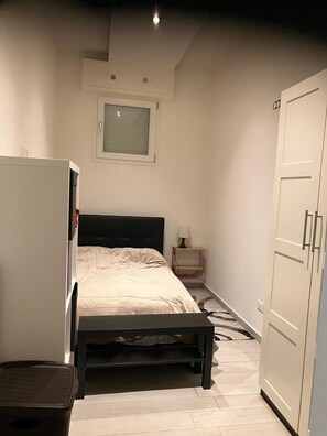 Iron/ironing board, free WiFi, bed sheets - Vacation House in Bologna area Santa Viola Minisuite Reno (Bologna)