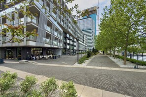 Exterior - Modern Apartment with Parking | Balcony with a River View | City Center (Wrocław)